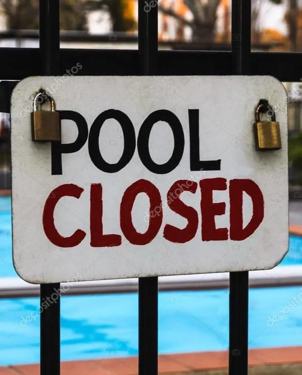 zwembad tijdelijk gesloten